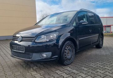 VW Touran 189.035 km 4.999 &euro; Tanna 07922