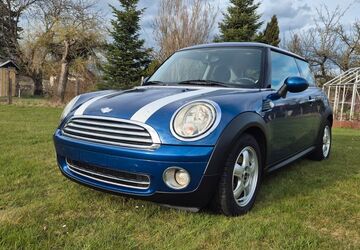 Mini ONE 194.878 km 2.900 &euro; Auerbach 08209