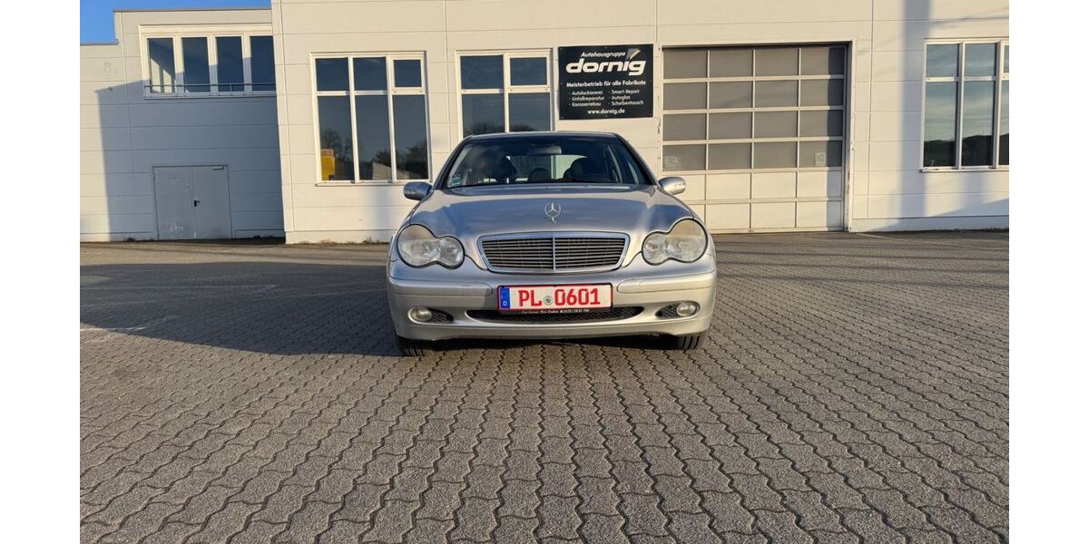 Mercedes-Benz C 180 168.711 km 4.900 &euro; Plauen 08525