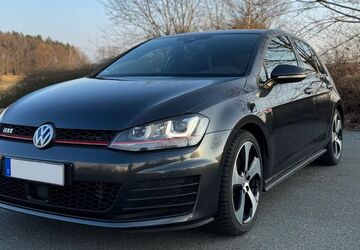 VW Golf 125.000 km 17.100 &euro; Lengenfeld 08485