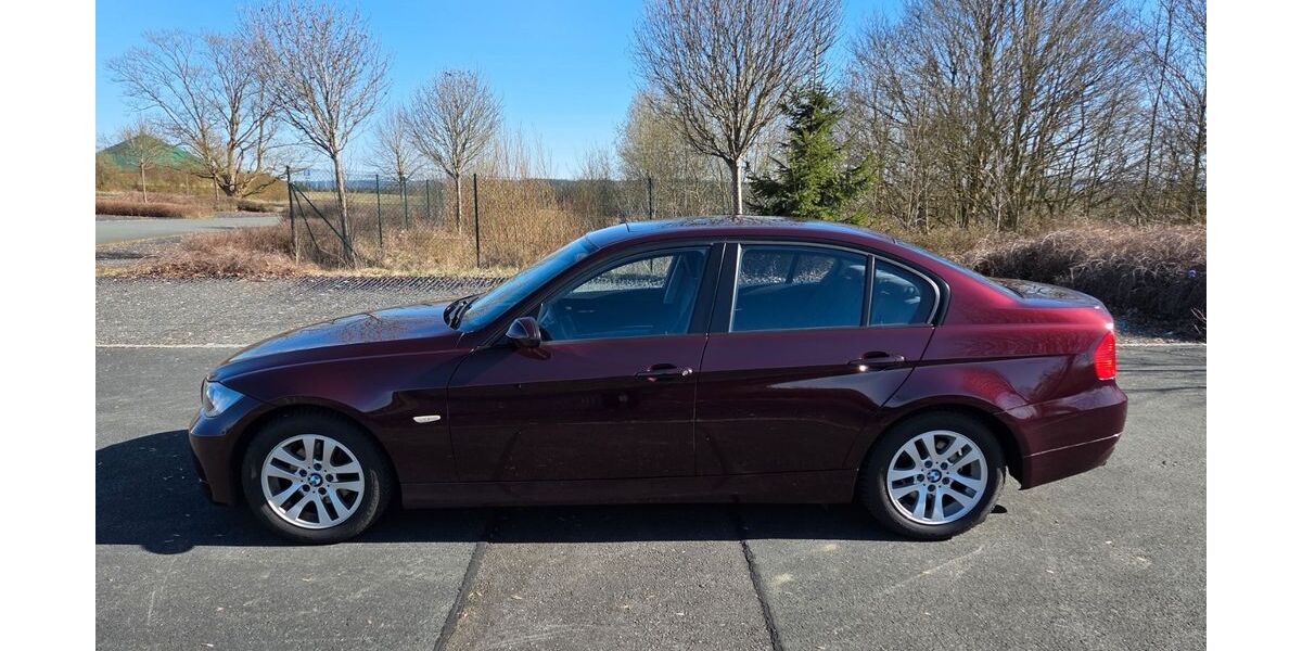 BMW 318 133.000 km 6.998 &euro; Hof 95032