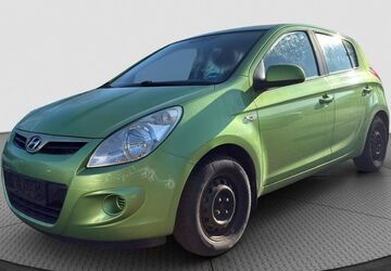 Hyundai i20 143.876 km 1.600 &euro; Neustadt 08223