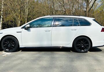 VW Golf 97.800 km 24.490 &euro; Treuen 08233