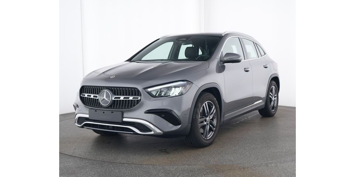 Mercedes-Benz GLA 220 13.188 km 40.580 &euro; Hof 95030