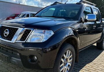 Nissan Navara 160.000 km 6.999 &euro; Rehau 95111