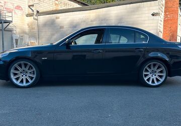 BMW 545 232.934 km 22.900 &euro; Regnitzlosau 95194