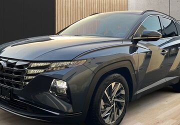 Hyundai TUCSON 14.690 km 31.990 &euro; Trieb 08239