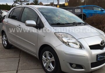 Toyota Yaris 103.670 km 7.890 &euro; Neuensalz - Mechelgrün 08541