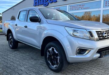 Nissan Navara 48.000 km 31.990 &euro; Trieb 08239