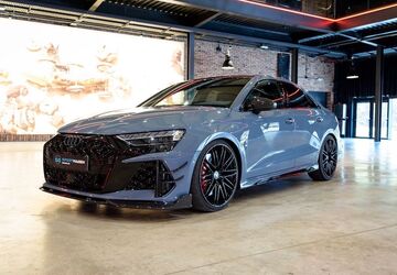 Audi RS3 2.200 km 91.500 &euro; Markneukirchen 08258