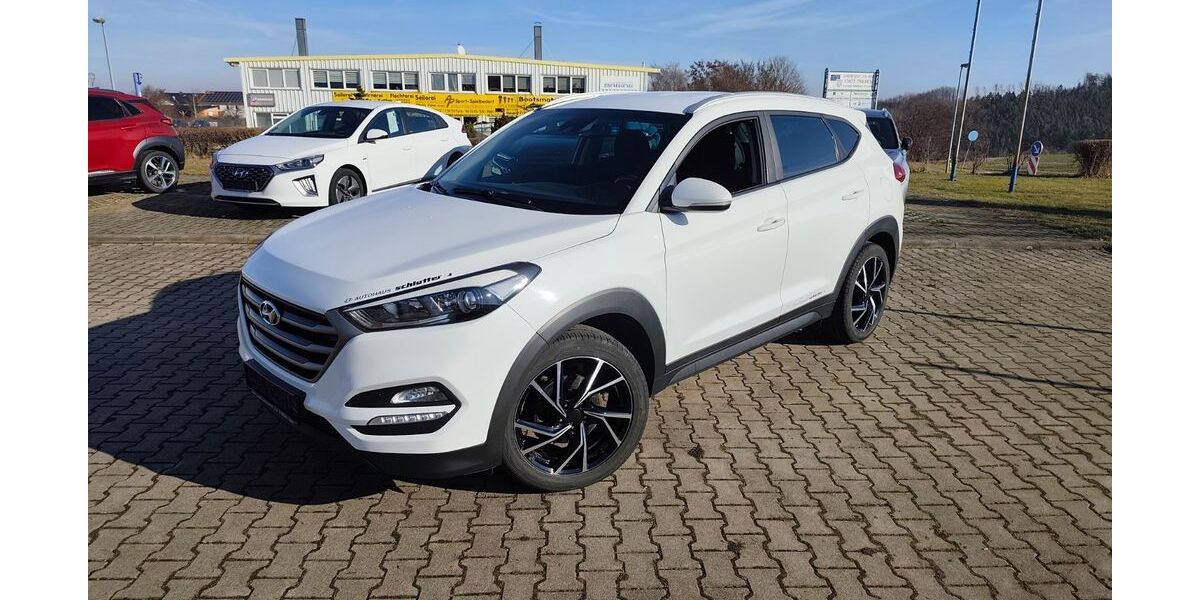 Hyundai TUCSON 141.009 km 14.700 &euro; Zeulenroda-Triebes 07950