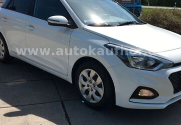 Hyundai i20 57.172 km 12.995 &euro; Neuensalz - Mechelgrün 08541