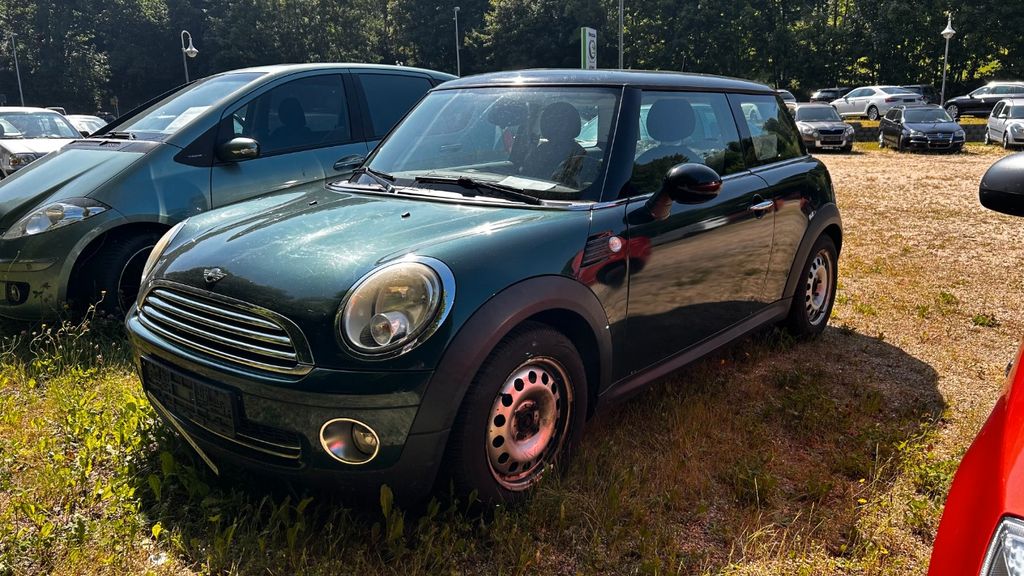 Mini Cooper 184.175 km 2.950 &euro; Mylau 08499