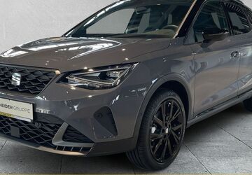 Seat Arona 2.500 km 27.990 &euro; Hof 95030