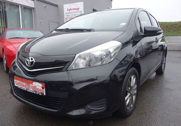Toyota Yaris 164.000 km 5.690 &euro; Hof 95030