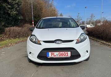 Ford Fiesta 142.984 km 2.700 &euro; Plauen 08525