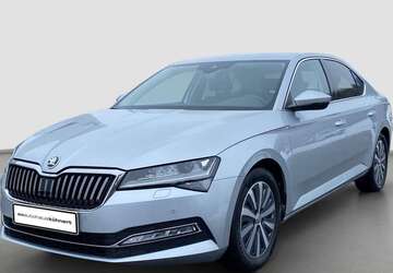 Skoda Superb 43.646 km 27.755 &euro; Langenwetzendorf 07957