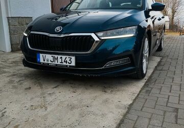 Skoda Octavia 130.000 km 17.600 &euro; Auerbach 08209