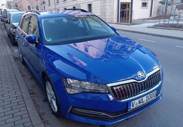 Skoda Superb 30.000 km 21.950 &euro; Reichenbach 08468
