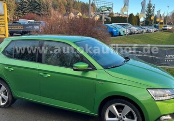 Skoda Fabia 42.000 km 14.795 &euro; Neuensalz - Mechelgrün 08541