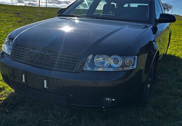 Audi A4 222.000 km 4.200 &euro; Oelsnitz Vogtland 08606