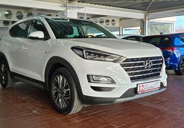 Hyundai TUCSON 61.492 km 17.990 &euro; Hof 95032