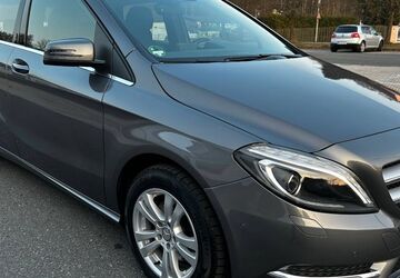 Mercedes-Benz B 180 41.600 km 15.950 &euro; Oberkotzau 95145