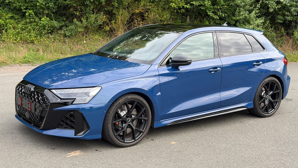 Audi RS3 4.400 km 60.999 &euro; Zeulenroda 07937