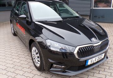 Skoda Fabia 10.500 km 21.490 &euro; Bad Elster 08645
