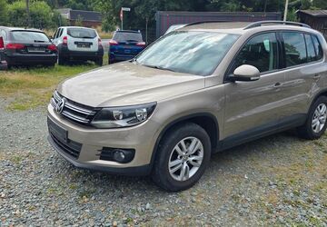 VW Tiguan 226.000 km 4.500 &euro; Plauen 08529