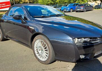 Alfa Romeo Spider 74.500 km 8.950 &euro; Hof 95030