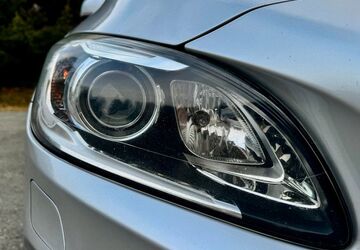 Volvo V60 266.000 km 8.800 &euro; Falkenstein 08223