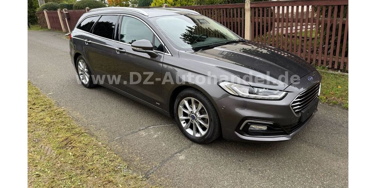 Ford Mondeo 225.466 km 9.890 &euro; Netzschkau 08491