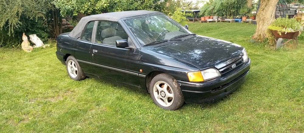 Ford Escort 155.784 km 2.500 &euro; Trogen 95183