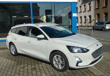 Ford Focus 82.889 km 12.200 &euro; Klingenthal 08248