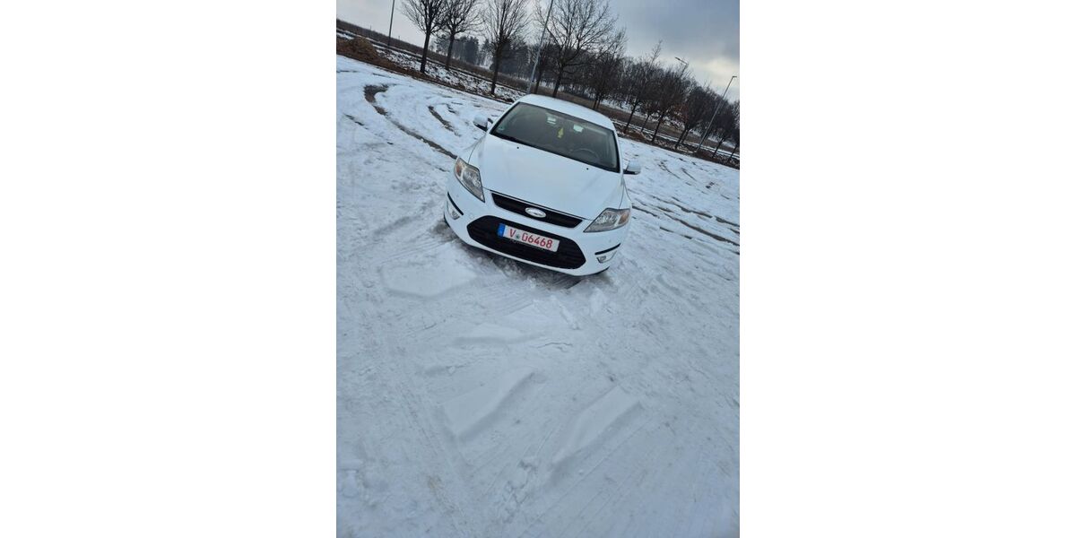 Ford Mondeo 311.692 km 2.100 &euro; Plauen 08523