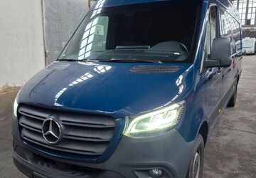 Mercedes-Benz Sprinter 143.153 km 34.990 &euro; Oettersdorf 07907