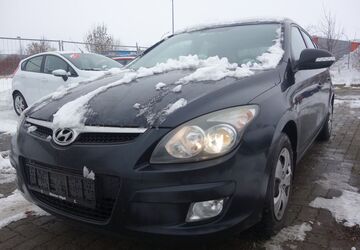 Hyundai i30 176.000 km 1.950 &euro; Hof 95030