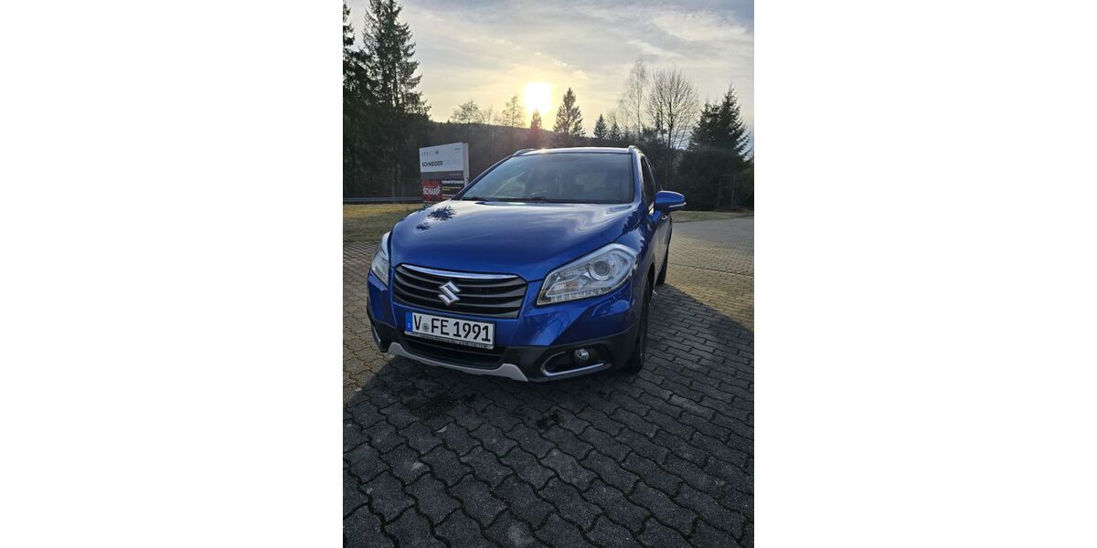Suzuki (SX4) S-Cross 92.000 km 10.000 &euro; Plauen 08523