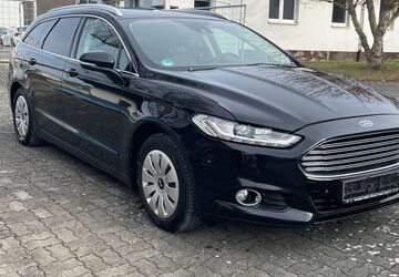 Ford Mondeo 179.206 km 10.300 &euro; Plauen 08527