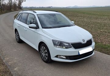 Skoda Fabia 105.000 km 8.490 &euro; Löhma 07907