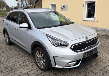 Kia Niro 100.000 km 12.499 &euro; Hof 95030