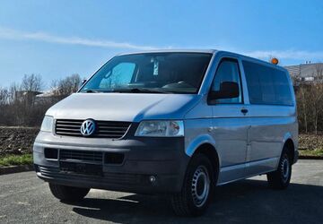 VW T5 Shuttle 86.000 km 14.900 &euro; Plauen 08527